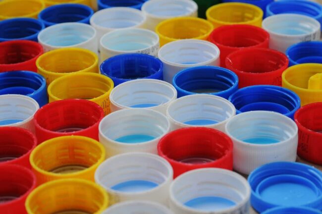 Riciclo-Tappi-Plastica Riciclo Tappi in Plastica